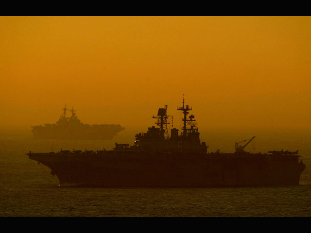 "Мы не шутим": США концентрируют самолеты и корабли в Персидском заливе