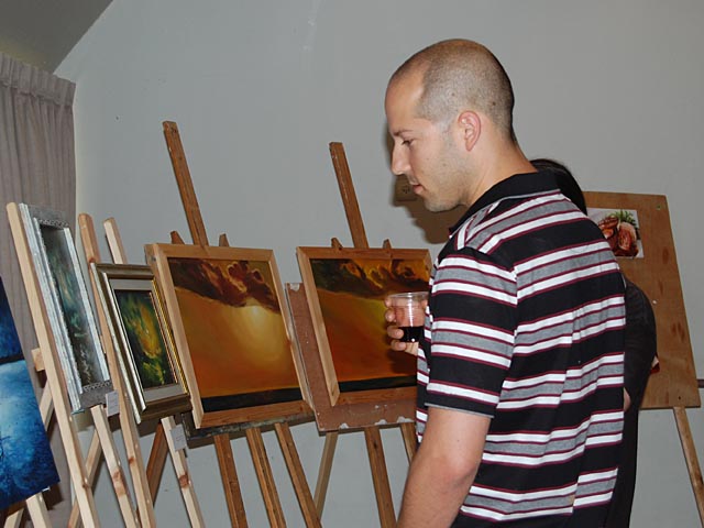 Выставка художниц Яны Майданик-Ступ и Рони Йоффе в Тель-Авиве