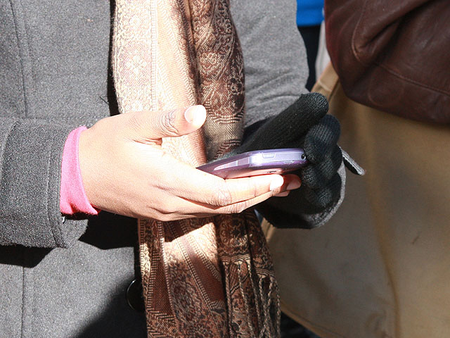 Впервые "соломенная вдова" получила "гет" с помощью iPhone