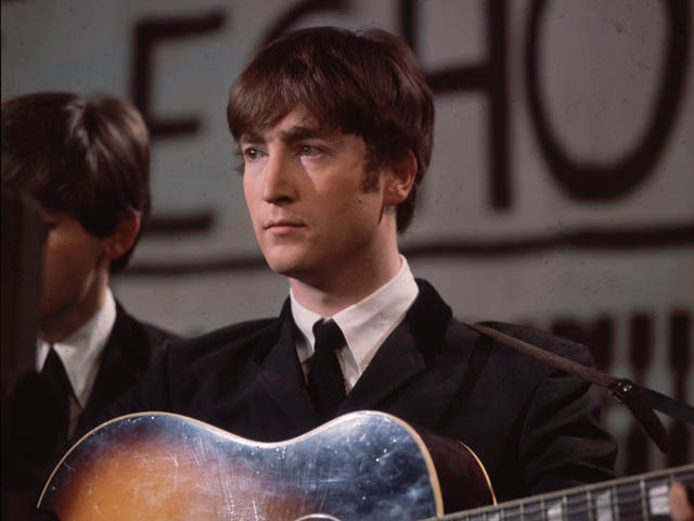 В Англии выставлен на продажу особняк Джона Леннона
