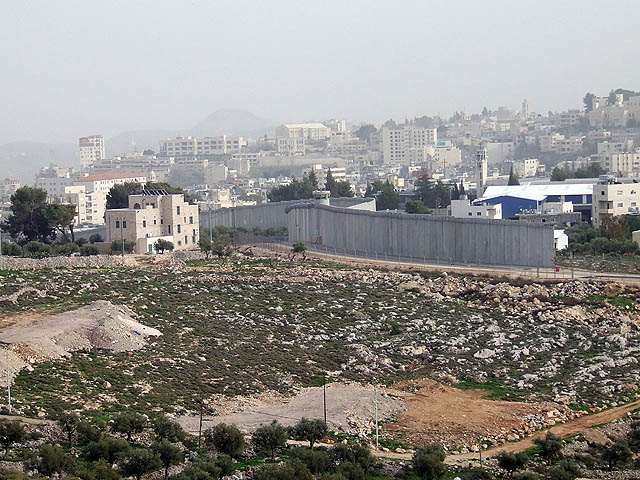 The New York Times: Индия, США и Израиль возводят стены против террористов