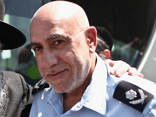 Нисо Шахам уходит в отставку, начальником полиции Иерусалима станет Йоси Париянти