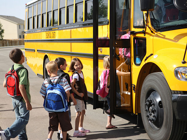 В школьных автобусах появятся камеры наблюдения