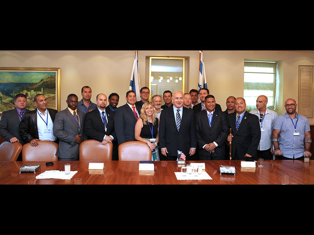 Вечером в понедельник, 3 сентября, глава правительства Израиля Биньямин Нетаниягу принял в своей канцелярии в Иерусалиме представителей организации "Heroes To Heroes" 