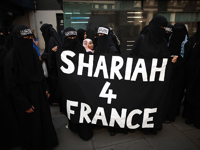 Мусульманки Франции