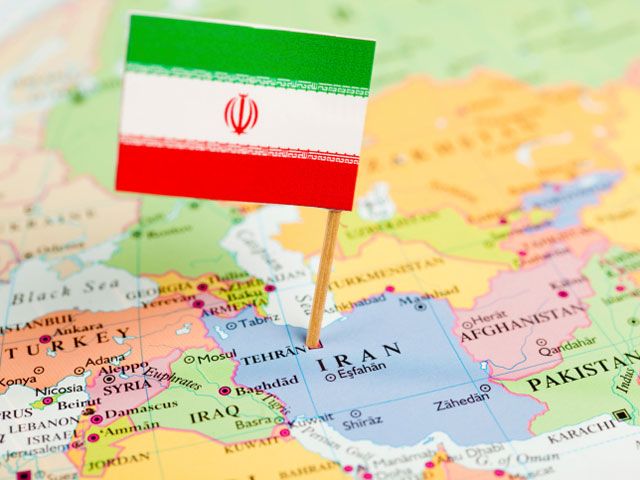 Дани Аялон: Иран на грани краха, но не отказывается от ядерных разработок