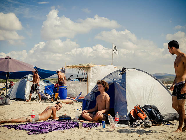 Фестиваль Burning Man в пляже а-Боним (Израиль, октябрь 2012 года)   