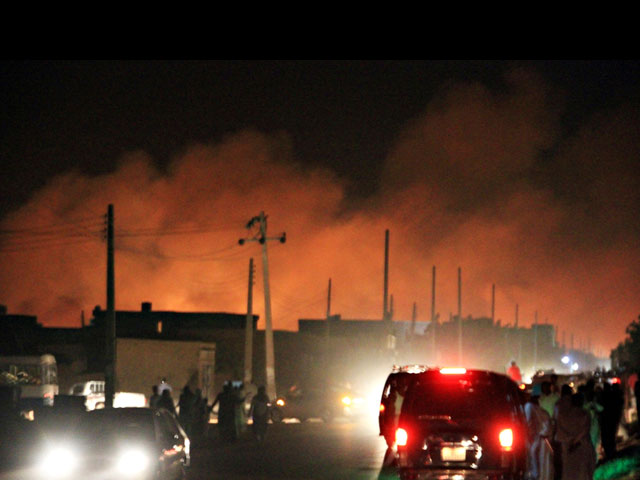 Пожар на заводе "Ярмук" под Хартумом. 24 октября 2012 года
