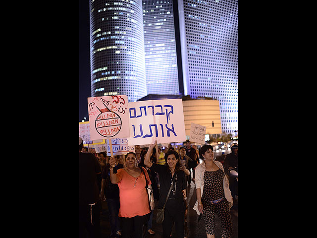 Жители Тель-Авива "похоронили" южные кварталы города в знак протеста против засилья нелегалов