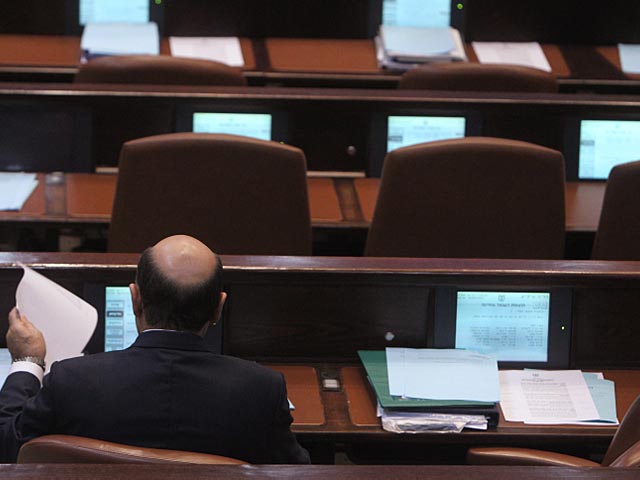 "Кадима" отменила праймериз: список кандидатов в депутаты составит комиссия