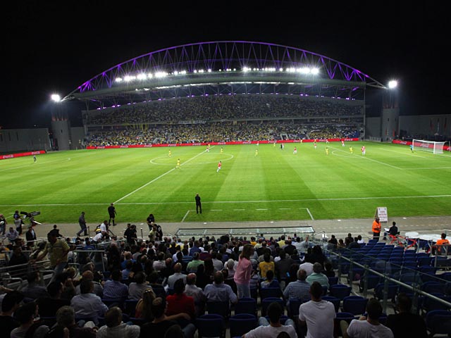 В Нетании открыт новый футбольный стадион
