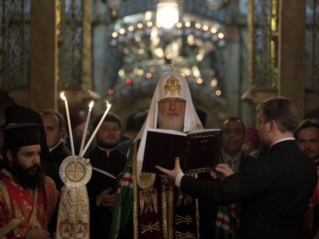 Патриарх Кирилл прибыл в Израиль. В воскресенье он встретится с Шимоном Пересом