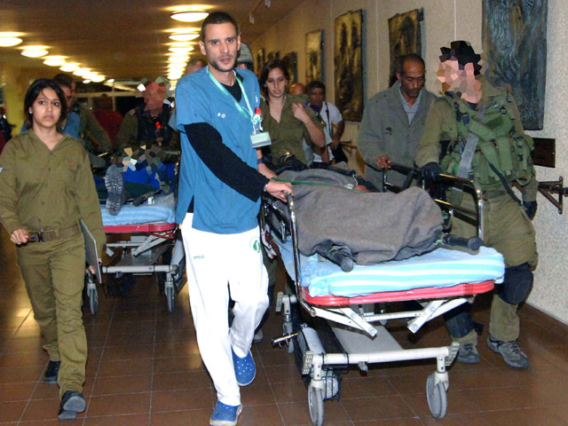Госпитализация раненых военнослужащих. 10 ноября 2012 года