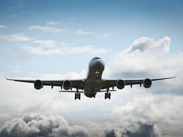 Airbus А340, летевший из Парижа в Новую Каледонию, экстренно сел в Хабаровске