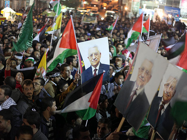 В Рамалле прошла торжественная встреча "президента государства Палестина"