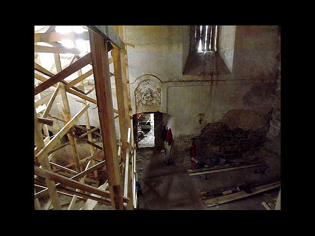 В Хмельницкой области реставрируют средневековую синагогу-цитадель