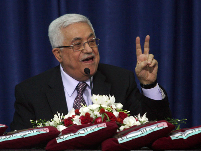 Махмуд Аббас заявил, что отзыв мирной инициативы повлечет за собой крайне тяжелые последствия