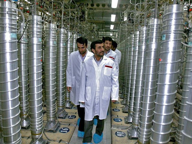 The Guardian: Покончить с "иранским ядерным кризисом" до июня 2013 года