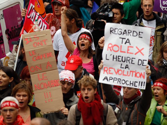 Высший суд Франции аннулировал повышение налоговой ставки для богачей до 75%