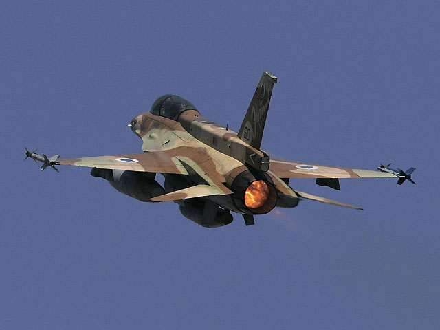СМИ: самолеты ВВС Израиля нарушили воздушную границу Ливана