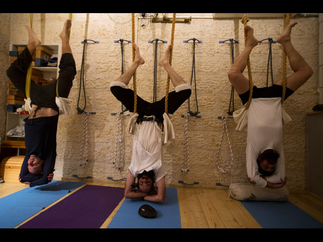 Школа йоги для бреславских хасидов в Рамат Бейт Шемеш
