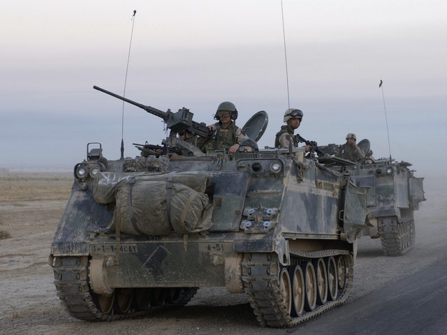 Бронетранспортеры M113 вооруженных сил США в Ираке, 2004 год