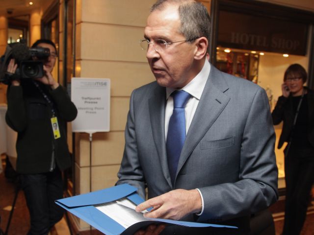 Глава МИД России Сергей Лавров впервые встретился с лидером оппозиции Сирии