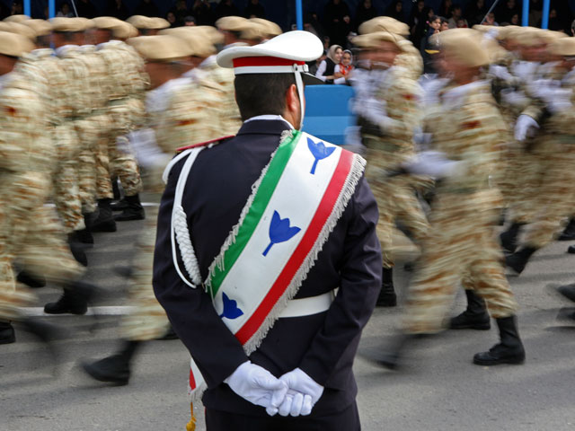 На военном параде в Тегеране