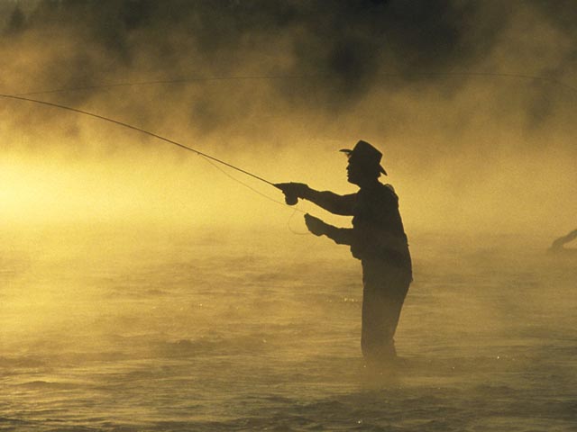 Рыбак из Нью-Джерси выловил в озере не известное науке "окровавленное чудище"