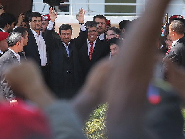Махмуд Ахмадинеджад в Каракасе, 8 марта 2013 года
