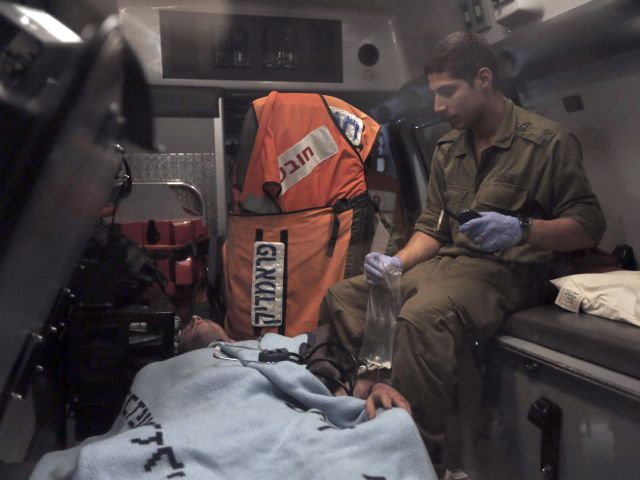В Израиль доставлены двое раненых сирийцев