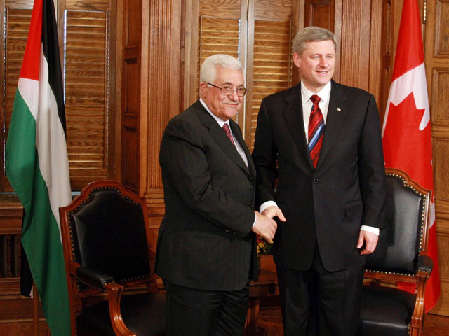 Глава ПНА Махмуд Аббас и премьер-министр Канады Стивен Харпер