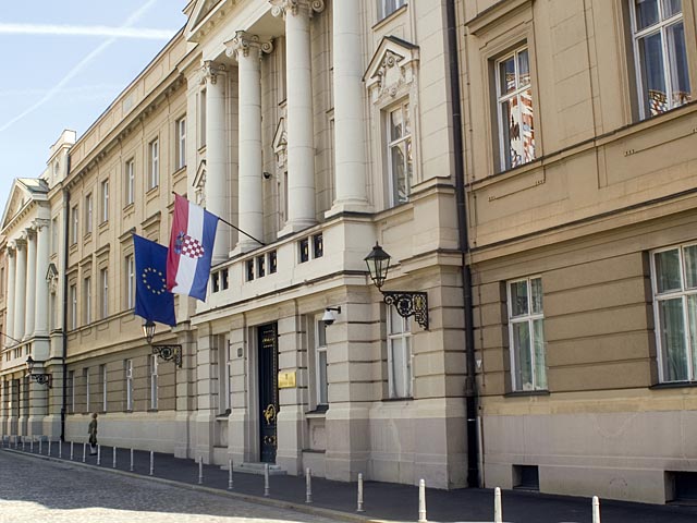 Парламент Хорватии утвердил решение отозвать наблюдателей с Голанских высот