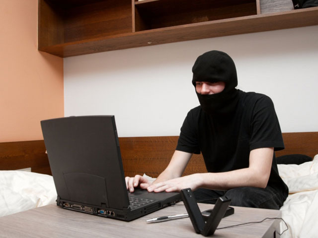 Хакеры опубликовали письмо Либерману, пообещав  атаковать  МИД и Банк Израиля