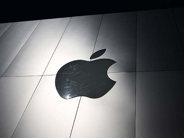 Компания Apple впервые за 10 лет сообщила о снижении квартальной прибыли