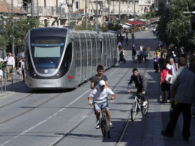 Парижский суд отклонил иск ООП к строителям иерусалимcкого трамвая