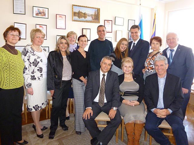 Члены израильской делегации со своими украинскими коллегами