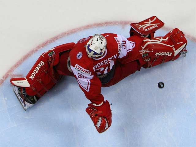 Чемпионат мира по хоккею: швейцарцы одержали пятую победу подряд