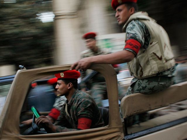 На Синае похищены египетские солдаты и полицейские