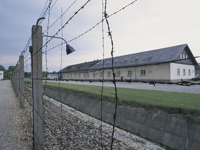 Claims Conference: Германия выделит $1 млрд. на помощь пережившим Холокост