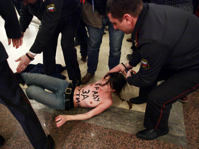 Акция FEMEN во время президентских выборов в России. Март 2012 года