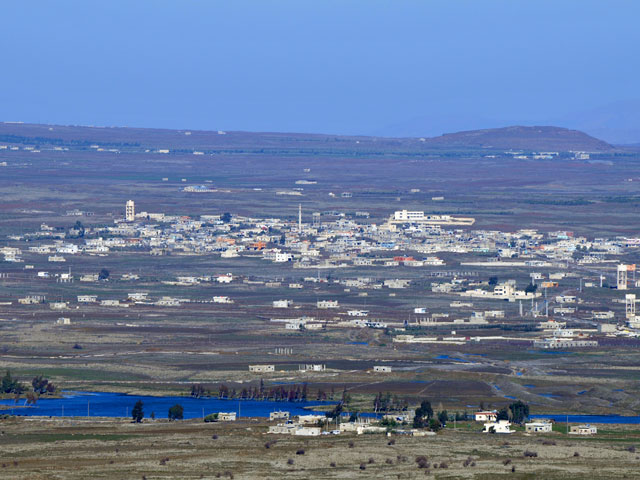 Кунейтра (Сирия), вид с израильской части Голанских высот