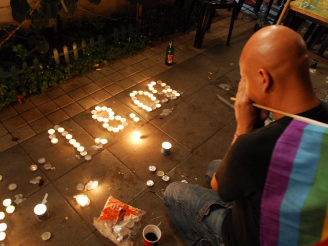 Гей-активист, месть которому стала причиной стрельбы в "Бар Ноар", не хочет быть госсвидетелем