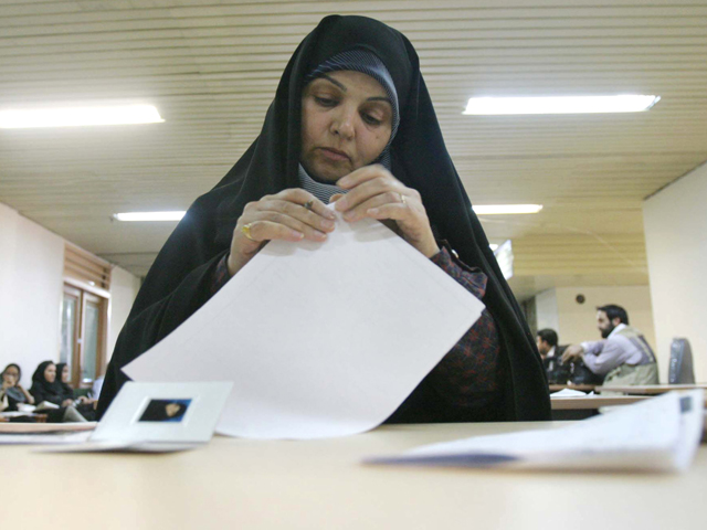 На выборах в Иране в 2009 году. Фото из архива