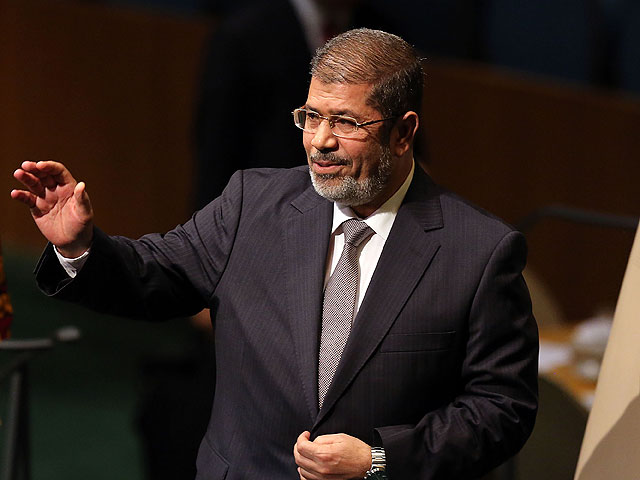 Президент Египта Мухаммад Мурси 15 июня распорядился расторгнуть все дипломатические отношения с Сирией, отозвать посла из Дамаска и закрыть сирийское посольство в Каире