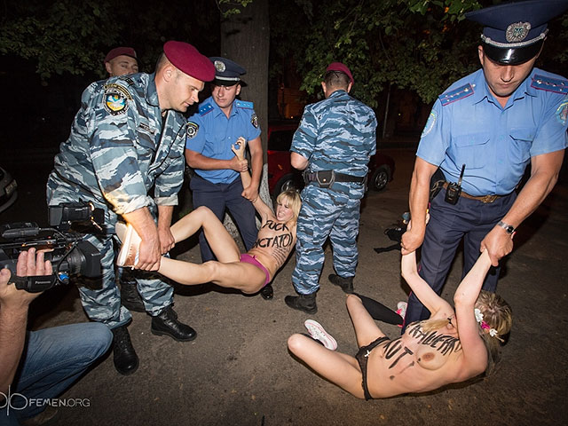 Акция против Лукашенко. Киев, ночь на 18 июня 2013 года