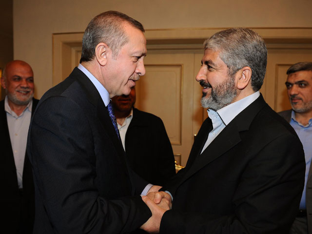 Глава правительства Турции Реджеп Тайип Эрдоган и председатель политбюро ХАМАС Халид Машаль (архив, март 2012)