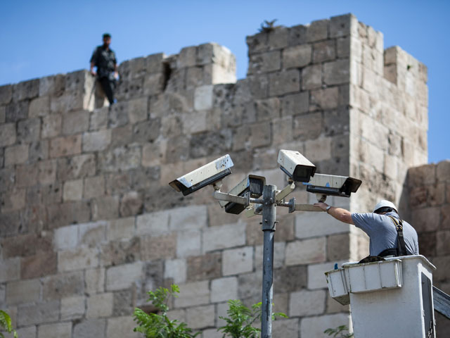 Камеры наблюдения в Старом городе Иерусалима