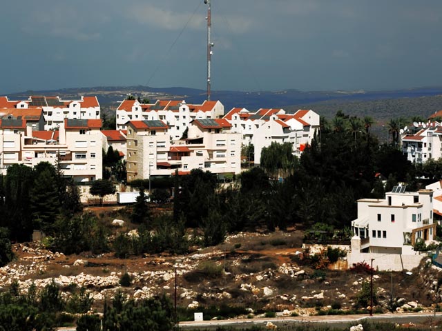 Бойкот Ариэлю, израильскому городу, находящемуся "за зеленой чертой" ранее объявляли не только иностранные компании, но и израильская интеллигенция