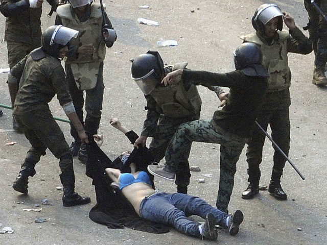На площади Тахрир 17 декабря 2011 года